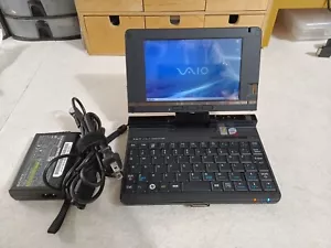 FUJITSU FMV UMPC FMV-BIBLO LOOX UC30 Z520 1.33GHz 80GB 1GB RARE MADE IN JAPAN - Picture 1 of 10