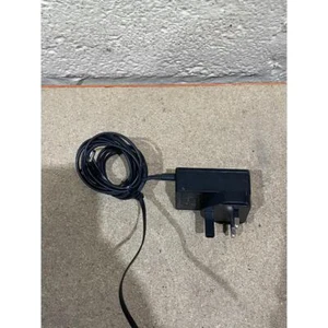 Duracell CEF22UK Universal Battery Charger Black 12.0-Volt 0.6-Amp UK Plug 3-PIN - Picture 1 of 8