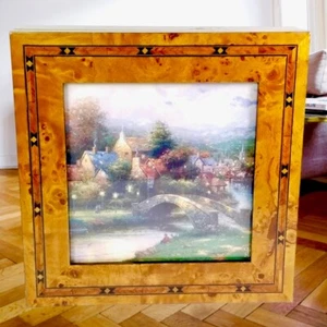 THOMAS KINKADE "LAMPLIGHT VILLAGE" WOODEN JEWELRY TRINKET BOX 7"x7"x2" - Picture 1 of 2