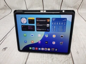 Apple iPad Pro 12.9-inch (6th generation) A2436 256 GB, Wi-Fi, 12.9 in - Silver - Picture 1 of 5