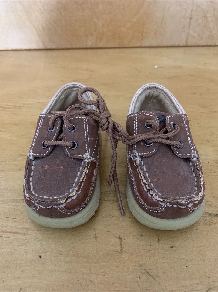 Zapatos para niños pequeños talla 3 Foto 1 de 4