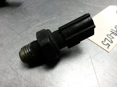 Sensor de presión de aceite del motor Ford Taurus 3.0 2003 Foto 1 de 4