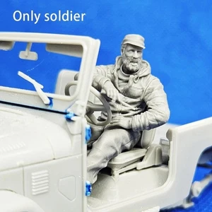 1/35 Driver Resin Model Figure Military Soldier Unassembled and unpainted kit - Picture 1 of 16