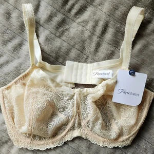 fayreform bra Size 16 E Cream Lace WITH TAGS - Picture 1 of 5