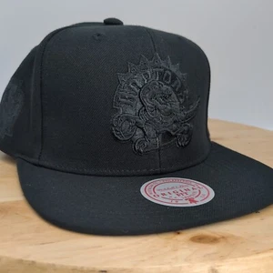 Mitchell & Ness Black NBA HWC Toronto Raptors Snapback - OSFA Original Fit OG - Picture 1 of 17