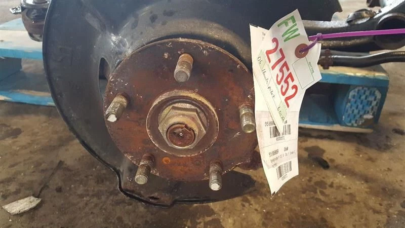 Honda Pilot 2005-2008 conjunto de nudillos de husillo lateral derecho delantero derecho del pasajero Foto 1 de 1