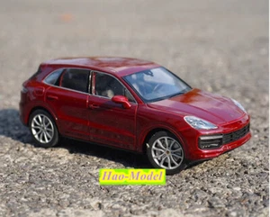 Welly 1:24 Porsche Cayenne Model Alloy Diecast Metal Hobby Display Ornament Toys - Picture 1 of 10