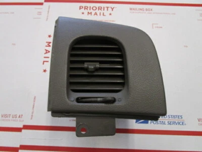 Mercury Grand Marquis 1998-2011 calentador central derecho ventilación aire beige Foto 1 de 3