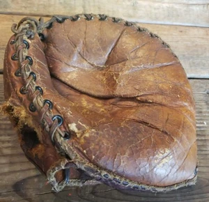Vintage 1940s Unknown Model Catcher Mitt Baseball Glove - Picture 1 of 5