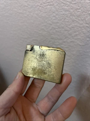 Antiguo encendedor de cigarrillos de bolsillo plano rústico dorado americano Elgin EE. UU. tabaco Foto 1 de 4