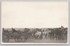 AK RPPC Pferde Waggons Menschen AZO - Bild 1 von 2