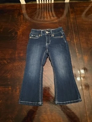 Jeans azul oscuro para niña de Jordache, niño pequeño talla 3T, corte bota, cintura ajustable Foto 1 de 4