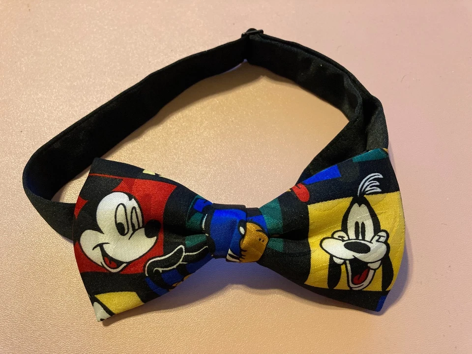 Pajarita de Mickey Mouse Foto 1 de 1