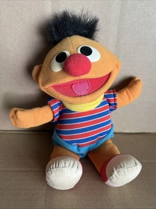 Vintage Tyco TICKLE ME ERNIE lachende schüttelnde Puppe 12 Zoll Plüsch 1996 Sesamstraße - Bild 1 von 5