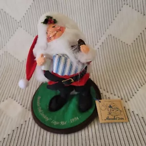 1995 Limited Edition ANNALEE DOLL SOCIETY 7" Santa Eating Milk & Cookies - Picture 1 of 7