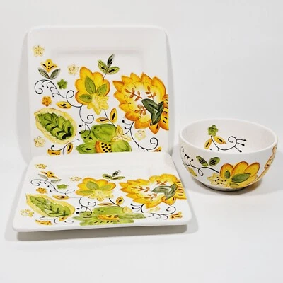 Набор из 3 квадратных салатных тарелок с цветочным узором Gates Ware от Laurie Gates и 1 чаши для хлопьев - Изображение 1 из 4