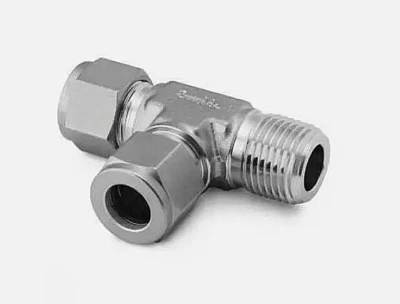 3/8 Tube x 3/8 MNPT x 3/8 Tube 316ss Male Run Tee Swagelok SS-600-3-6TMT - Image 1 of 2