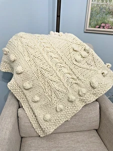 Handmade Chunky cable Bobble Crochet blanket Off white throw Large 60x44 lapghan - Picture 1 of 7