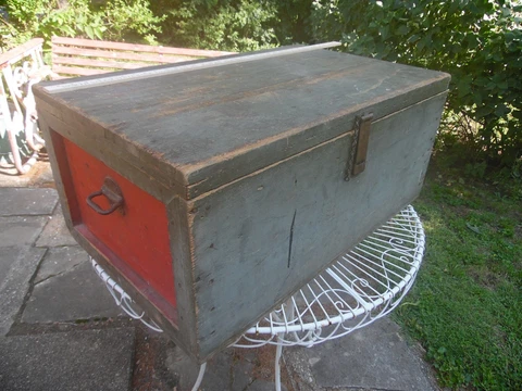 Antique Carpenter Trunk  Flat Top Wood tool chest Box Milk Paint Green & Red Cover