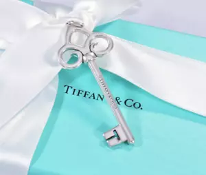 Tiffany & Co Silber groß 2,5" Fleur de Lis Schlüssel Anhänger für Halskette Armband - Bild 1 von 6