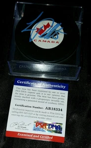 LUC ROBITAILLE SIGNED AUTOGRAPHED TEAM CANADA HOCKEY PUCK PSA/DNA #AB18334 BOLD - Picture 1 of 5