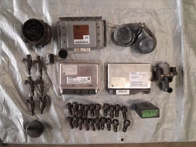 96-02 BMW Z3 ECU TCU BOCINAS TUERCAS INYECTORES LOTE DE PIEZAS #3 1996 1997 Foto 1 de 4