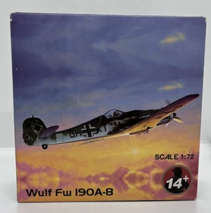 Focke-Wulf Fw 190A-8 Flugzeug "Deutsche Luftwaffe" 1/72 Diecast Modell FS043A - Bild 1 von 4