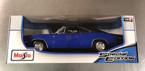 MAISTO 1969 DODGE CHARGER R/T SPECIAL EDITION BLUE & BLACK TOP 1/18 SCALE - Picture 1 of 5
