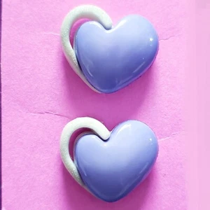 2x Vintage 2cm Heart 2-Tone Periwinkle & Light Blue Puffy Buttons Dimentional - Picture 1 of 6