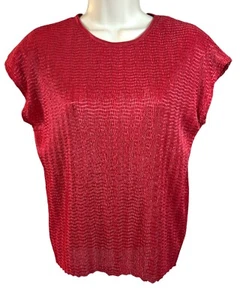 Kim Rogers Women's Red Top Textued Short Sleeve Stretch Size Petite Small - Picture 1 of 6