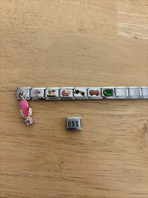 Pulsera Italiana de Eslabones con Dijes, Zoppini, 21 Eslabones en Total, 8 Dijes Sin Cierre Foto 1 de 4