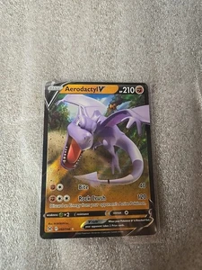 Aerodactyl V 092/196 Swsh11: Lost Origin Holo - Picture 1 of 2