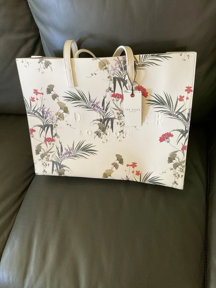 Bolso de mano/bolso de mano Ted Baker floral blanco roto nuevo con etiquetas. Foto 1 de 4