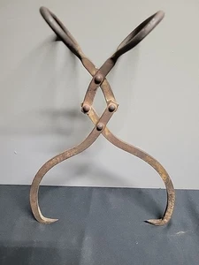 Ice Tongs Cast Metal 13" Tall Antique_VTG Kitchen Collectable - Picture 1 of 11