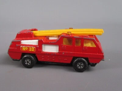 B496 Vintage 1975 Matchbox MB22 England Blaze Buster Camion Pompieri + Scala - Immagine 1 di 4