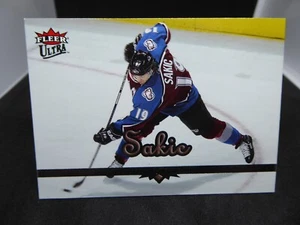 Joe Sakic- Colorado Avalanche - 2005 Fleer Ultra Hockey Card #55 - Picture 1 of 2