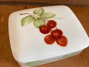 Vintage Handpainted Porcelain Trinket Box Cherry Cherries Signed - Picture 1 of 5