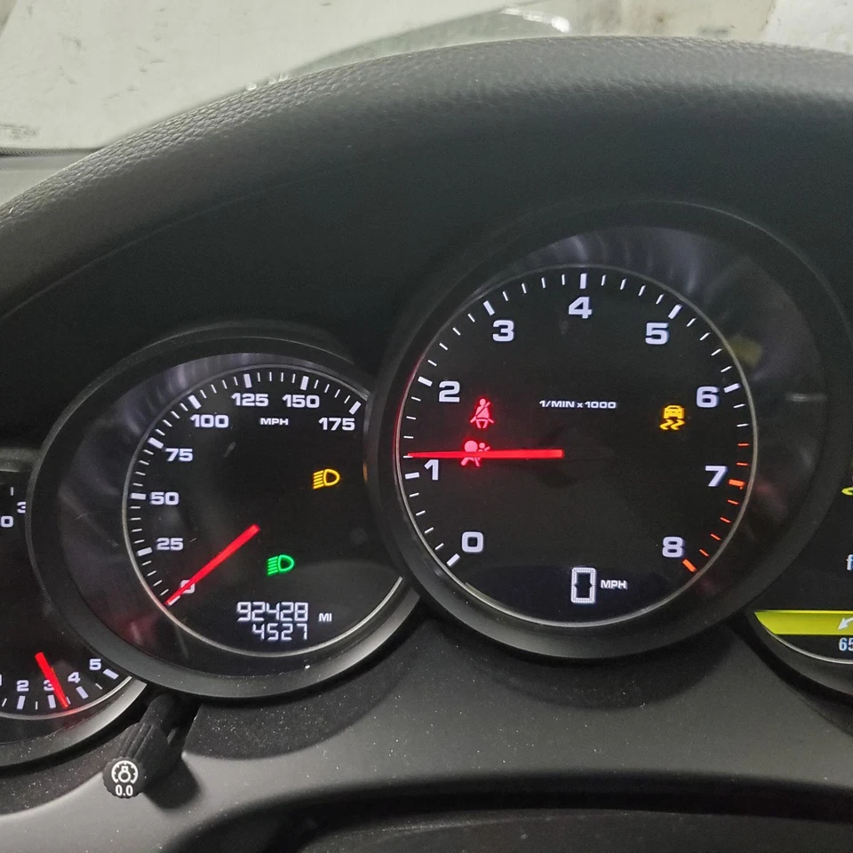 Velocímetro PORSCHE PORSCHE CAYENNE (cluster), sin brújula; base, gasolina, MP Foto 1 de 1