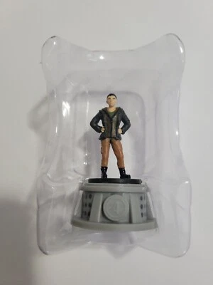 Figura Juegos del Hambre - Distrito 4 Homenaje Femenino Foto 1 de 3