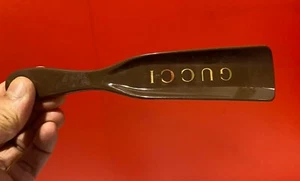 $79.00 !! GUCCI SHOE HORN BROWN 7" WITH ICONIC GUCCI LOGO HEAVY DUTY SHOE HORN - Picture 1 of 5