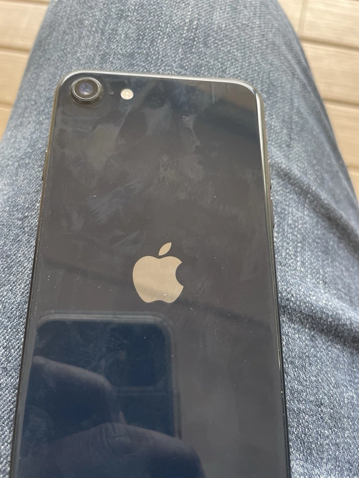 Iphone Se Third Generation - Image 1 of 1