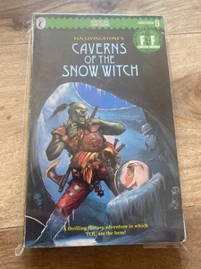 Caverns Of The Snow Witch Fighting Fantasy Gamebook 9 Ian Livingstone Paperback - Picture 1 of 5