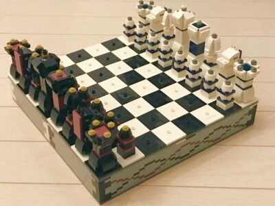 USED LEGO 40174 Iconic Chess Checkers Set - Image 1 of 4