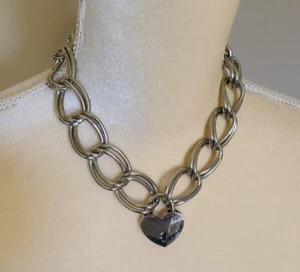 Metall Edelstahl abschließbar Herz Halsband Halsband Goth Commiment - Bild 1 von 8