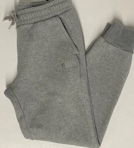 PUMA Men's Fleece Athletic LOGO Sweatpants MEDIUM Joggers Pockets GRAY Modern Ba - Picture 1 of 8