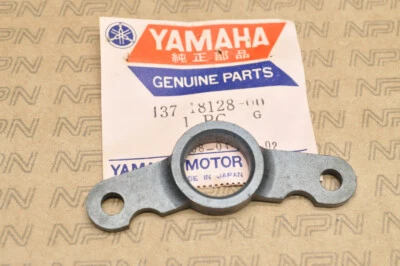 Soporte de palanca de cambio de marchas Yamaha 1964-66 YA6 137-18128-00 NUEVO DE STOCK Foto 1 de 2