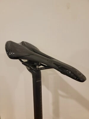 Prologo Zero II Pas Saddle - Black 134mm Width with Carbon Fiber Post - Image 1 of 4