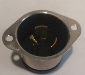 Hubbell 20A 250V Male Panel Mount Flanged Inlet Plug - Picture 1 of 6