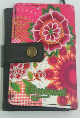 BNWT Desigual Lengueta S Floreada Wallet - image 1 of 4