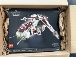 LEGO Star Wars: Republic Gunship (75309) - Bild 1 von 6